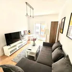 Rent 3 bedroom apartment in malaga