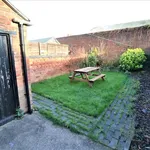 Rent 4 bedroom house in East Midlands