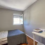 Rent a room in lisbon