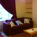 Rent 2 bedroom flat in Scotland