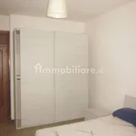 Affitto 3 camera appartamento di 80 m² in Perugia