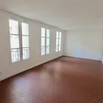 Appartement de 91 m² avec 4 chambre(s) en location à Paris 