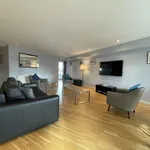 Rent 2 bedroom flat of 969 m² in Glasgow