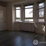 Rent 2 bedroom flat in Paisley