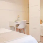 Rent a room of 130 m² in madrid