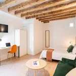 Rent a room in Madrid