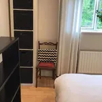 Rent a room of 100 m² in dublin