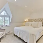 Rent 3 bedroom apartment in Elmbridge