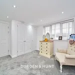 Rent 3 bedroom flat in Epping Forest