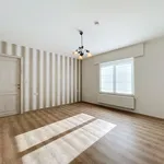 Maison de 242 m² avec 5 chambre(s) en location à Deinze