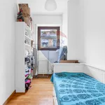 Rent 2 bedroom apartment of 65 m² in Milano