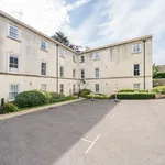 Rent 3 bedroom flat in Cotswold District