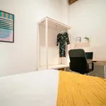 Rent a room of 150 m² in Valencia