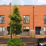 Rent 3 bedroom flat in Bristol