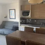 Appartement de 25 m² avec 2 chambre(s) en location à Cannes