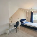 Rent a room in lisbon