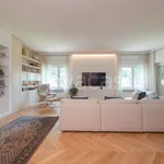 Rent 5 bedroom apartment of 196 m² in Segrate