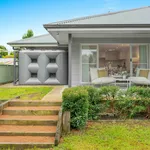 Rent 3 bedroom apartment in Nowra