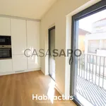 Rent 1 bedroom apartment of 92 m² in Viseu