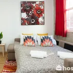 Rent 1 bedroom apartment of 50 m² in Porto