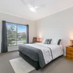 Rent 3 bedroom apartment in Seaton