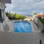 Rent 4 bedroom apartment of 170 m² in Βούλα