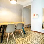 Rent a room of 110 m² in Barcelona