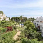 Alquilo 3 dormitorio apartamento de 212 m² en Marbella