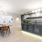 Rent 3 bedroom apartment of 2110 m² in Dublin