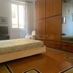 Rent 4 bedroom apartment of 120 m² in Genova