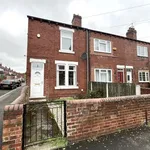 Rent 2 bedroom flat in Wakefield