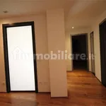 Rent 3 bedroom apartment of 90 m² in Como