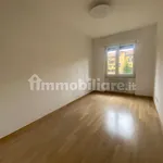 Rent 3 bedroom apartment of 90 m² in Milan