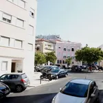 Rent a room of 200 m² in lisbon