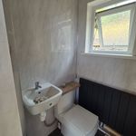 Rent 3 bedroom flat in Wales