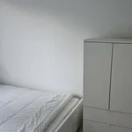 Appartement de 97 m² avec 1 chambre(s) en location à Évry