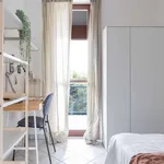 Rent a room in turin