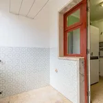 Rent a room in lisbon