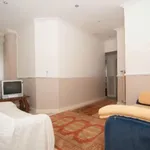 Rent 5 bedroom apartment in Oviedo