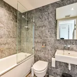 Rent 3 bedroom apartment of 103 m² in London