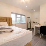 Rent 2 bedroom flat in Birmingham