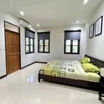 Rent 3 bedroom house of 340 m² in Phuket