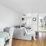 Rent 2 rooms apartment of 56 m² in Stockholm