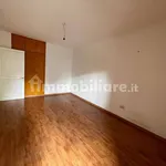 Rent 5 bedroom apartment of 120 m² in Naples