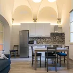 Rent 1 bedroom apartment of 60 m² in Florence