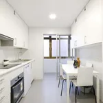 Rent a room of 160 m² in madrid