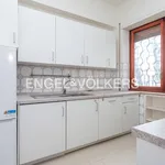 Rent 5 bedroom apartment of 180 m² in Roma