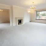 Rent 4 bedroom house in  Reading