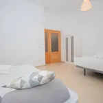 Rent 4 bedroom apartment of 60 m² in Madrid