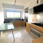 Appartement de 111 m² avec 4 chambre(s) en location à Marseille